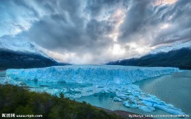 冰山背景