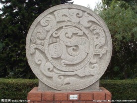 雕塑玉壁