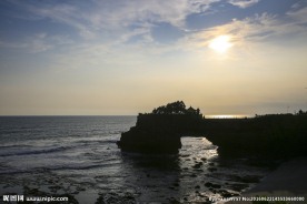 巴厘岛夕阳海景风光