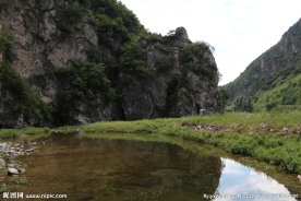 小河