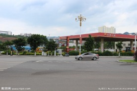 顶效中国石油站