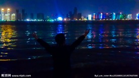 江滩夜晚的梦想