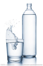 矿泉水