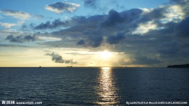 金色大海夕阳