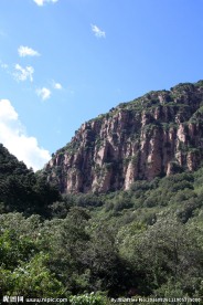 山崖