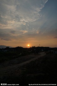 乡村日落夕阳西下
