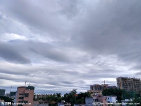 台风云雾
