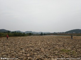 河滩