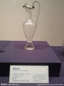 镶银执壶