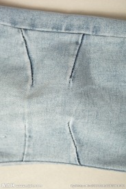 女装休闲 运动松紧牛仔 模特图