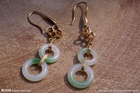 玉石耳环
