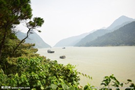 西江羚羊峡古栈道