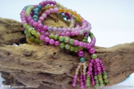 彩色碧玺高清图片