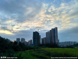 城市的黄昏