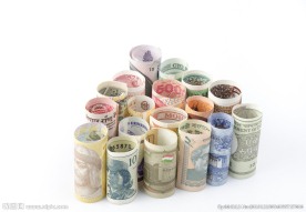 一卷一卷的外币钞票