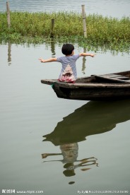 湖上童年