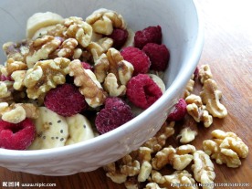 香蕉片核桃休闲零食图片