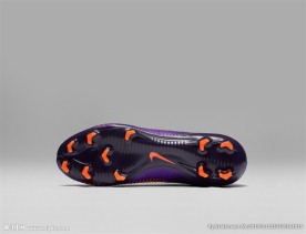 NIKE顶级足球鞋宣传广告