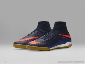 NIKE顶级足球鞋宣传广告