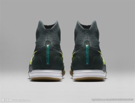 NIKE顶级足球鞋宣传广告