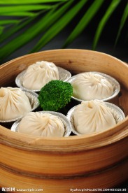 灌汤小笼包