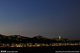 西湖保叔塔夜景