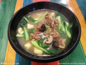 香菇鸡肉面