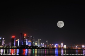 海上明月