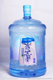矿泉水标签