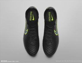 NIKE顶级足球鞋宣传广告