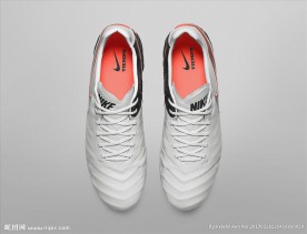 NIKE顶级足球鞋宣传广告