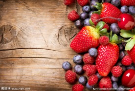 木板上的水果图片