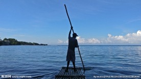 海上漂浮大人