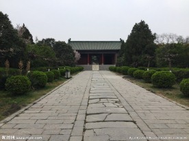 古代帝王陵墓园林建筑