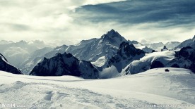 雪山 山顶