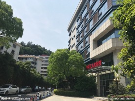 临平工人文化宫