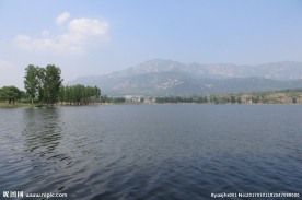 嵩山春景