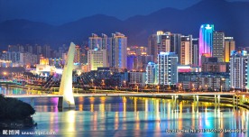 赣州老城区章江畔华灯初上