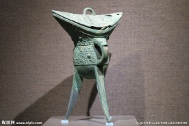 甘肃博物馆藏“伯作”铜爵