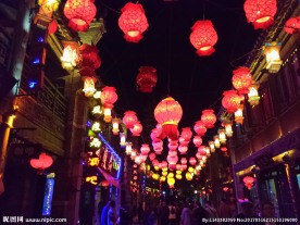 古街夜景