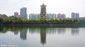 湖畔