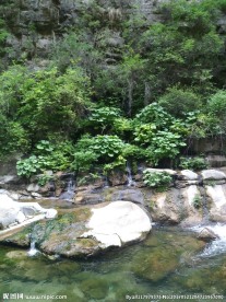 八泉峡