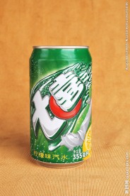 罐装七喜汽水