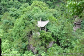 山中亭子
