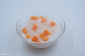 雪燕水果羹