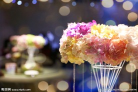 主桌花