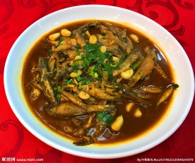 红烧小杂鱼