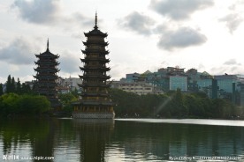 日月双塔 桂林日月双塔