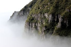 高山壁纸