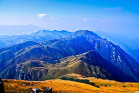 山峦